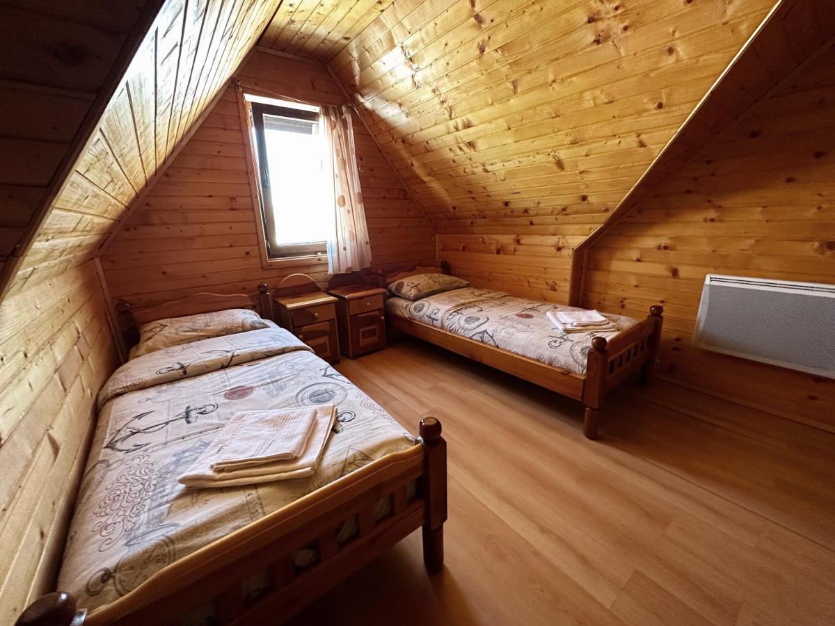 Lightning Apartments Zabljak  Ngoại thất bức ảnh